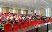 和孩子一起改变——四年级家长会