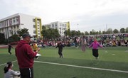 辛庄中心小学举行全校性的跳绳、踢毽子比赛